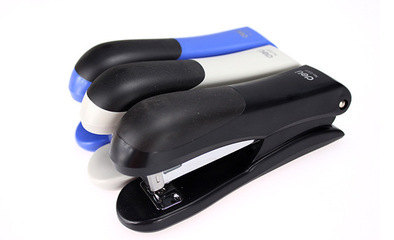 【得力辦公用品 deli 0305訂書機(jī) 訂書器】價格,廠家,圖片,訂書機(jī)/器,上海市奉賢區(qū)達(dá)亮文教用品商店-